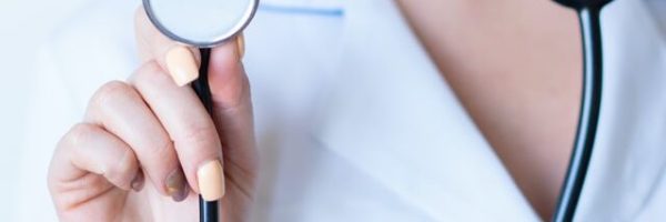 enfermera-nurse-doctor-medico-medica-enfermeria-alexandr-podvalny-unsplash-640x430